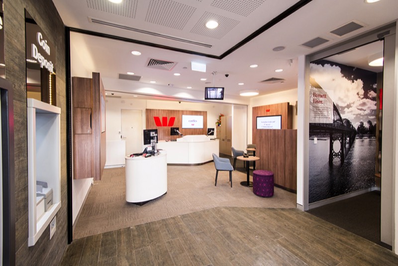 Byndaberg photographer image of Westpac bank
